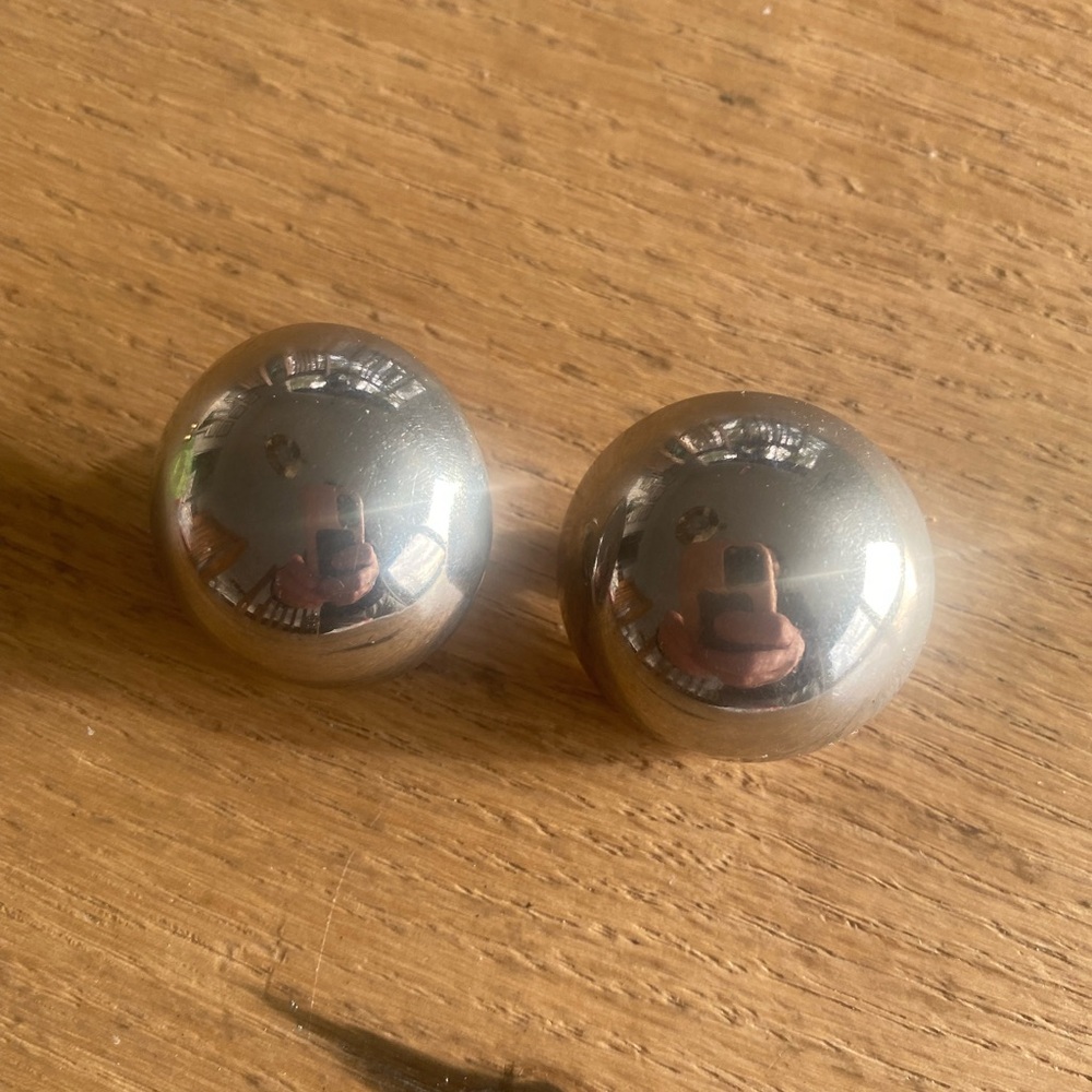 Silver Circle Dome Clip Earrings One Size Women’s Preloved